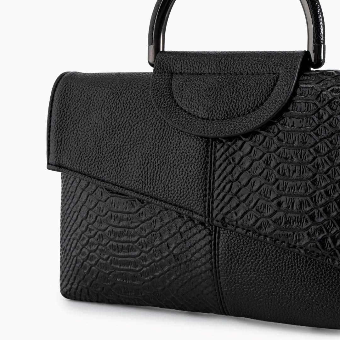 Maddy Soft Leather Shoulder Bag - ShopLorca