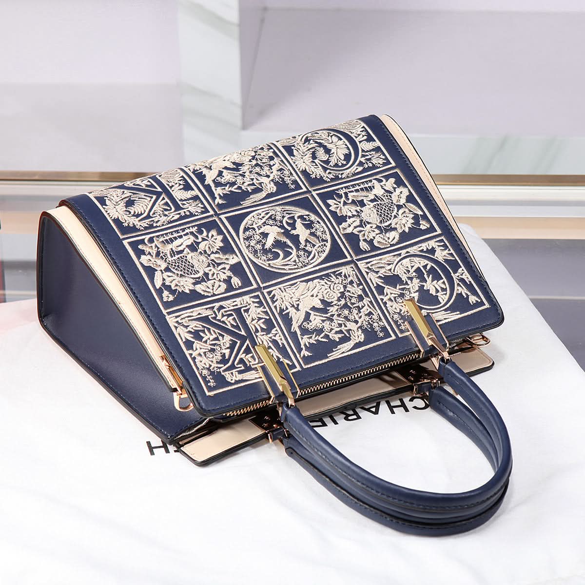 Havilah Embroidery Medium Tote Bag - ShopLorca