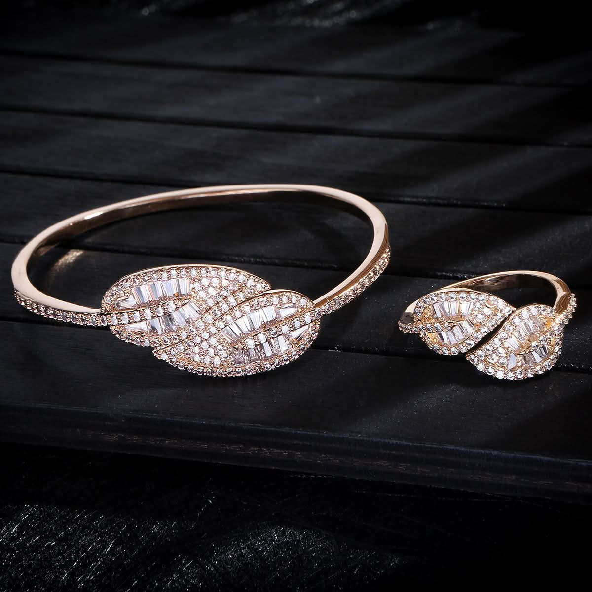 Sparkling Leaves Jewelry Set - ShopLorca